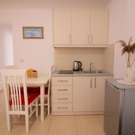 Afrimi Relax Apartments Saranda Dış mekan fotoğraf