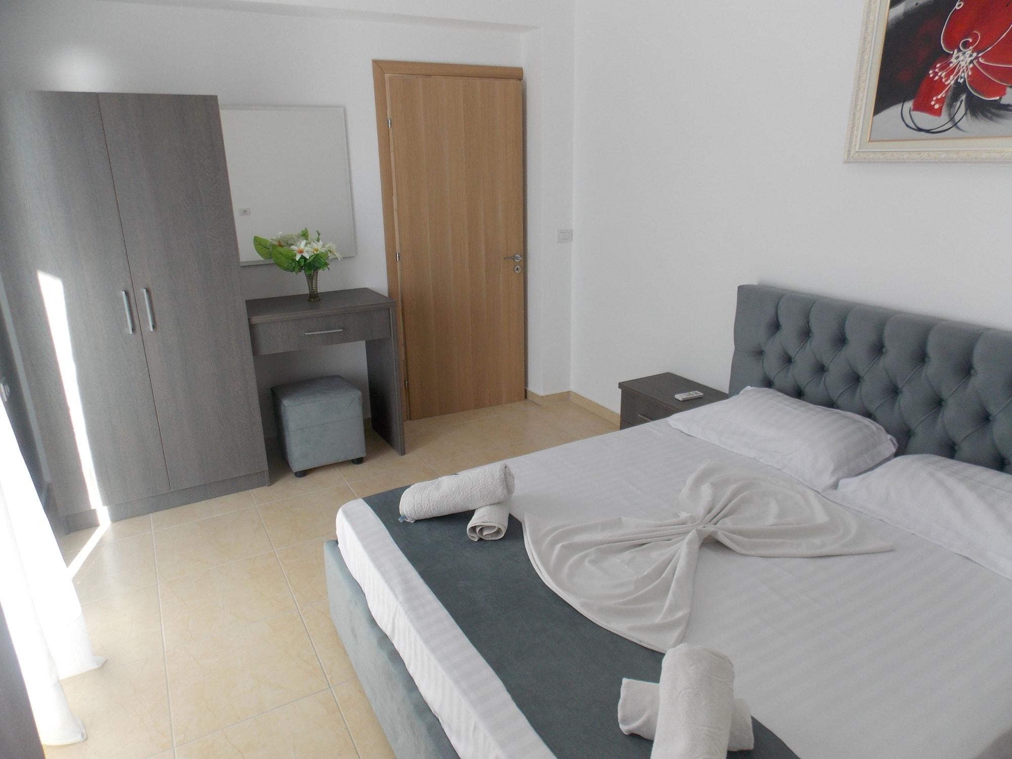 Afrimi Relax Apartments Saranda Dış mekan fotoğraf
