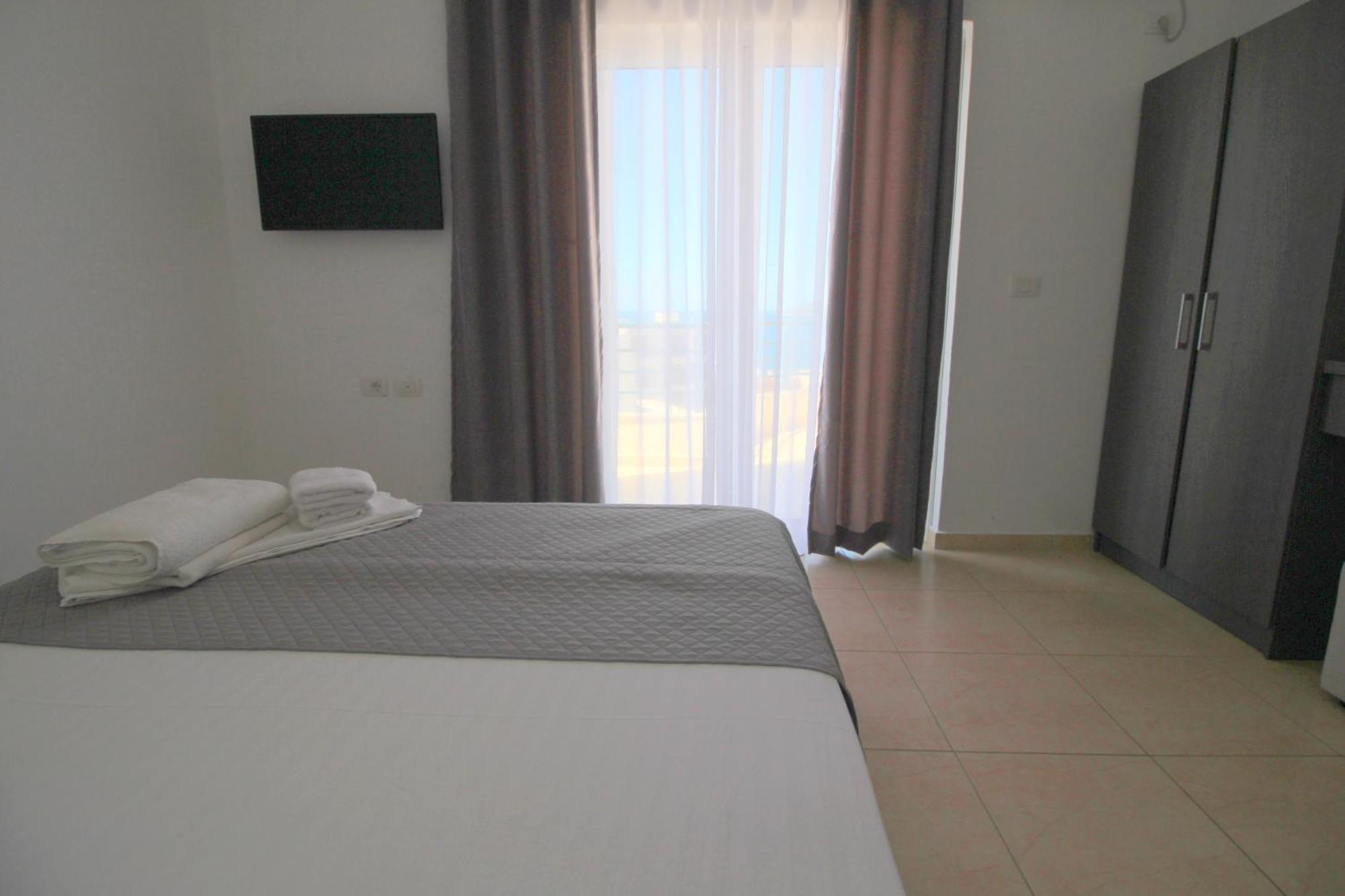 Afrimi Relax Apartments Saranda Dış mekan fotoğraf